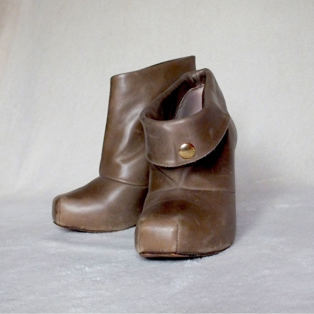 Versatille Taupe Ankle Bootie